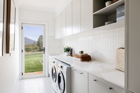 Laundry - Contemporary - Laundry Room - Wollongong - by Drift Interiors | Houzz AU Galley Laundry Room Ideas, Galley Laundry Room, Galley Laundry, Contemporary Laundry Room, Luxury Ensuite, Laundry Room Designs, White Laundry Rooms, Timber Shelves, White Laundry