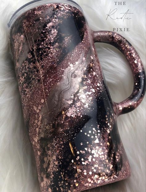 Rose Gold Glitter Tumbler Ideas, Rose Gold Tumbler Ideas, Spring Tumblers, Cheer Cups, Winter Tumblers, Glitter Tumbler Ideas, Rose Gold Glitter Tumbler, Tumbler Business, Gold Glitter Tumbler