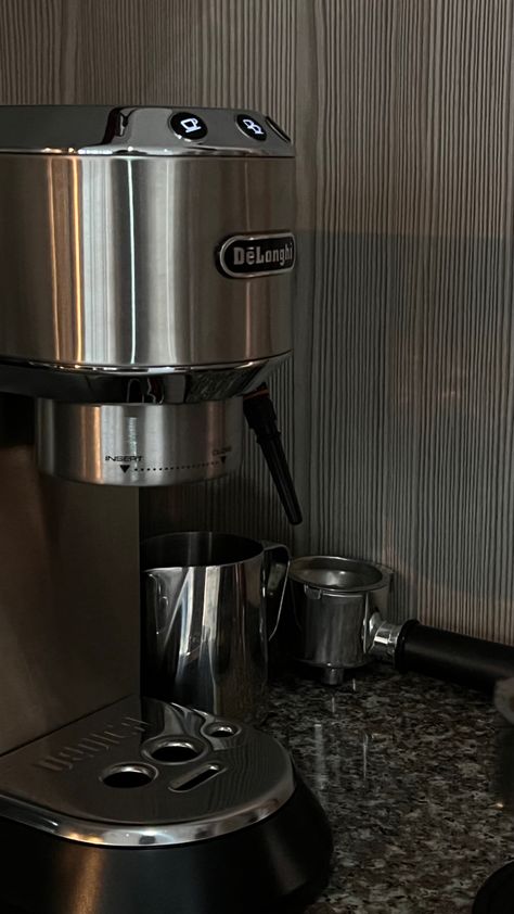 Coffee Machine Aesthetic, Cofee Bar, Machine Aesthetic, Espresso Maker, New York Apartment, Coffee Spoon, Espresso Coffee, Modern Apartment, Coffee Addict