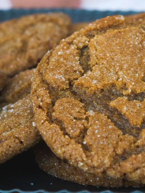 Best Molasses Cookies Ever, Splenda Cookies, Molasses Crinkles Recipe, Molasses Crinkles, Molasses Crinkle Cookies, Gingerbread Ingredients, Crinkles Recipe, Button Cookies, Ginger Cookie Recipes