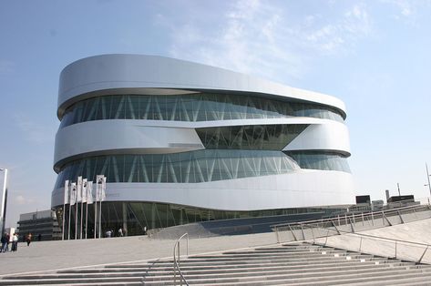 Mercedes Benz Museum – Stuttgart | facadeworld Mercedes Benz Museum Stuttgart, Mercedes Museum Stuttgart, Circle Plan, Mercedes Museum, Mercedes Benz Museum, Dutch Architecture, Taiping, Car Showroom, Museum Architecture