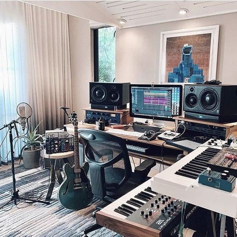 Home Studio Desk, Music Room Design, Home Recording Studio Setup, Recording Studio Setup, Home Studio Ideas, Home Music Rooms, Sound Equipment, Recording Studio Design, Recording Studio Home