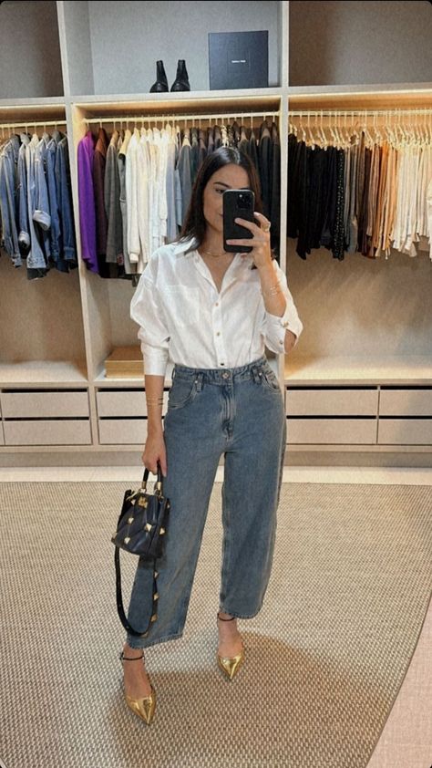 Summer Formal Outfit, Office Looks For Women, Casual Chic Outfit Summer, Casual Elegant Style, Outfits Con Jeans, Look Office, Color Combos Outfit, Look Casual Chic, Friday Outfit