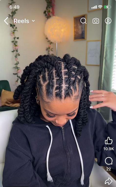 Pipe Cleaner Loc Styles, Cute Locs Hairstyles, Lox Styles, Cute Loc Styles, Cute Locs, Short To Medium Hair, Loc Ideas, My Hair Styles, Short Locs Hairstyles