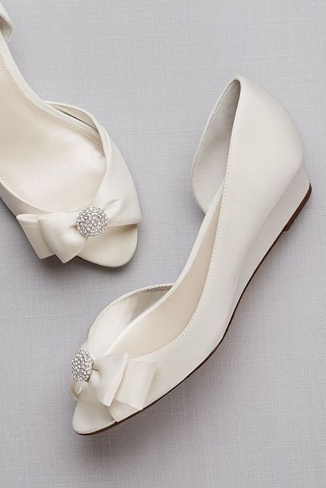 Sepatu Pump, Bridal Shoes Wedges, Davids Bridal Shoes, Cowgirl Boots Wedding, Wedding Wedges, Wedge Wedding Shoes, Perfect Wedding Shoes, Wedding Shoes Comfortable, Wedding Boots