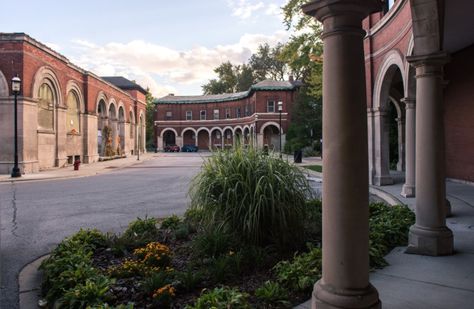 Roseland Chicago, Corner Restaurant, Historic Rosemont Manor, South Side Chicago, Cottage Grove, Chicago Neighborhoods, Chicago History, Chicago Photos, My Kind Of Town