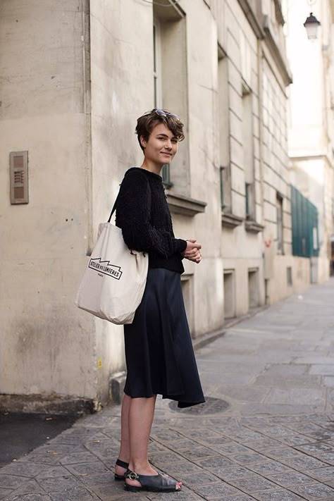 On the Street…Understated, Paris Scott Schuman, Pink Portrait, Black Knitwear, The Sartorialist, Winter Jumpsuit, Street Style Blog, Street Style Trends, Street Style Paris, Great Hair