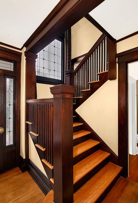 Craftsman Stairs, Craftsman Staircase, Craftsman Style Interiors, Wooden Staircase, Scandinavian Dining Room, Craftsman Interior, Craftsman Bungalow, Stair Case, Craftsman Style Homes