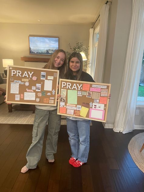 Bible Study With Best Friend, Womens Bible Study Aesthetic, Christian Friendships Aesthetic, Bible Verse Board Diy, Bible Study Hosting Ideas, Christian Youth Group Ideas Activities, Christian Hangout Ideas, Christian Girls Night Ideas, Fca Activities