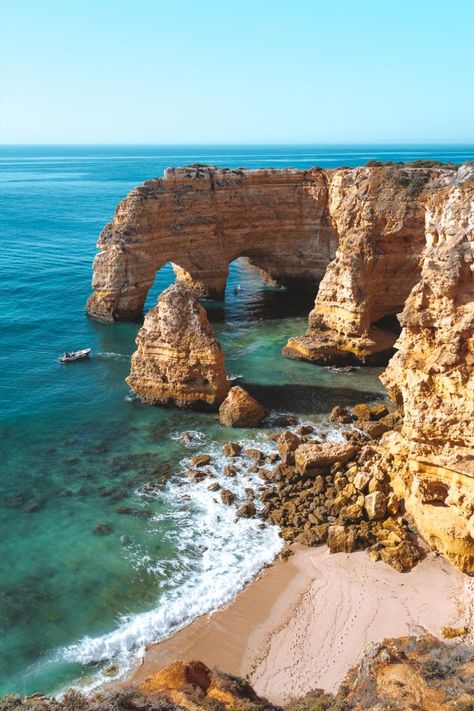 Praia da Marinha, Algarve | Algarve, Portugal | Algarve Photography | Algarve Travel Inspiration | Algarve Aesthetic Faro Portugal, Portugal Beach, Portugal Vacation, Portugal Algarve, Voyage Europe, Algarve Portugal, Dream Travel Destinations, Dream Holiday, Portugal Travel