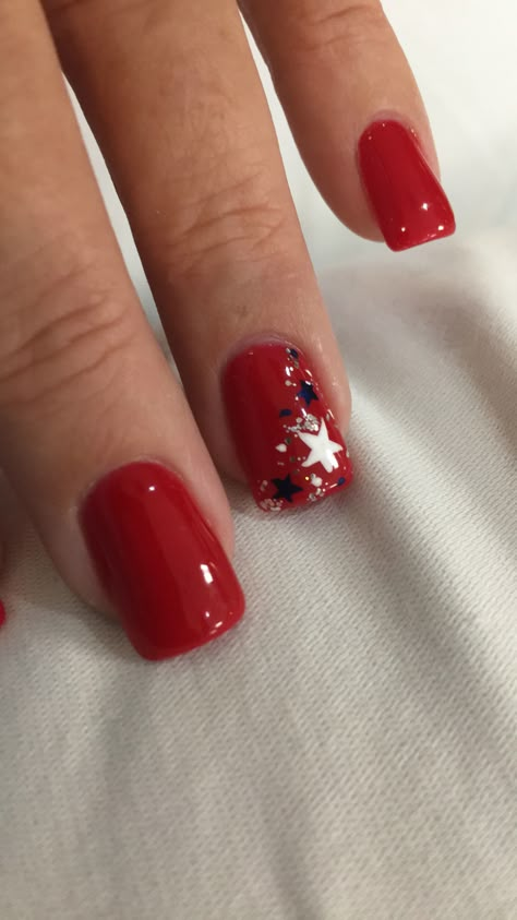 Red Forth Of July Nails, Nail Designs Patriotic, Red Nails 4th Of July, Summer Gel Nails Ideas Fun 4th Of July, Red Patriotic Nails, Boho 4th Of July Nails, July 4th Dip Nails, 4th Of July Dipped Nails, Red Fourth Of July Nails