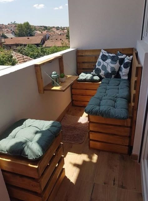 Small Apartment Balcony Ideas, Condo Balcony, Balkon Decor, Balcony Design Ideas, Tiny Balcony, Small Balcony Garden, Terrace Decor, Small Balcony Design, Home Balcony