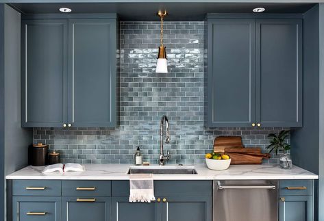 Zoe Feldman Design | Architect: Treacy Eagleburger Photographer: Stacy Zarin Goldberg Team: Zoe Feldman, Zach Stamatis Teal Kitchen Cabinets, Teal Cabinets, Blue Subway Tile, Subway Tile Backsplash Kitchen, Teal Kitchen, Subway Tile Kitchen, Stone Backsplash, Blue Cabinets, Subway Tile Backsplash