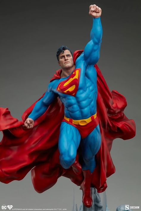 Sideshows Goes Up, Up and Away with New DC Comics Superman Statue Superman Muscle, Dc Statues, Superman Statue, Wavy Art, Star Wars Starfighter, Superman Figure, First Superman, Clone Trooper Helmet, Action Comics