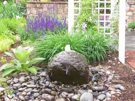 Main Street Landscape - Landscape Design, Patios, Landscaping in ... Rock Water Feature, Landscaping Water Feature, Pondless Water Features, Stone Water Features, Water Feature Ideas, Diy Water Feature, Rock Fountain, Fountain Ideas, Outdoor Water Features