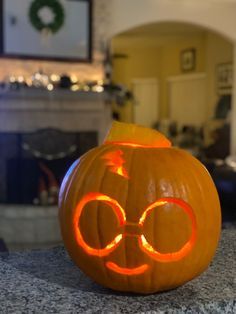 Easy Pumpkin Carving Ideas, All About Pumpkins, Halloween Quiz, Easy Pumpkin Recipes, Pumpkin Stand, Cooking Decorating, Pumpkin Stands, Pumpkin Recipes Easy, Easy Pumpkin Carving