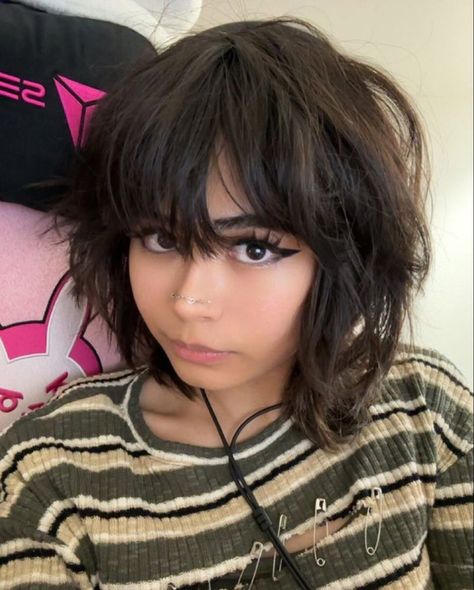 Transfemme Hairstyles, Haircuts Grunge, Kiyana Vi, Mtf Haircuts, Femboy Hairstyle, Trans Haircuts, Mtf Makeup, Grace Caroline, Girl Emo