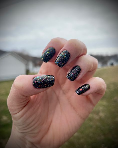 Black with holographic multi color glitter Colored Glitter Nails, Manicure At Home, Color Street, Glitter Nails, Hair And Nails, Multi Colored, Manicure, Multi Color, Glitter