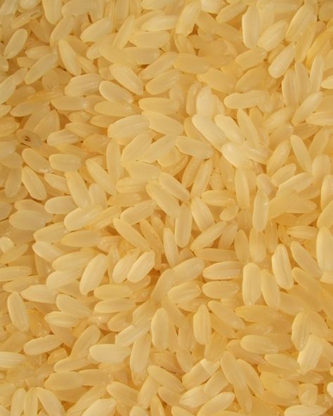 Parboiled rice - Wikipedia Boiled Rice Recipes, Family Reunion Food, Boiled Rice, African Shop, Whole Grain Rice, Parboiled Rice, How To Boil Rice, Perfect Rice, Instant Rice