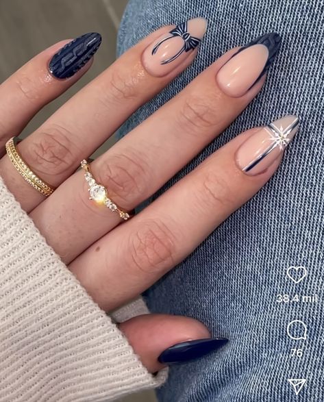 Blue Christmas Nails, Uñas Aesthetic, Navy Nails, Bday Nails, Acrylic Nails Designs, Cute Nail Ideas, Nail Art Inspo, Short Acrylic Nails Designs, New Nails