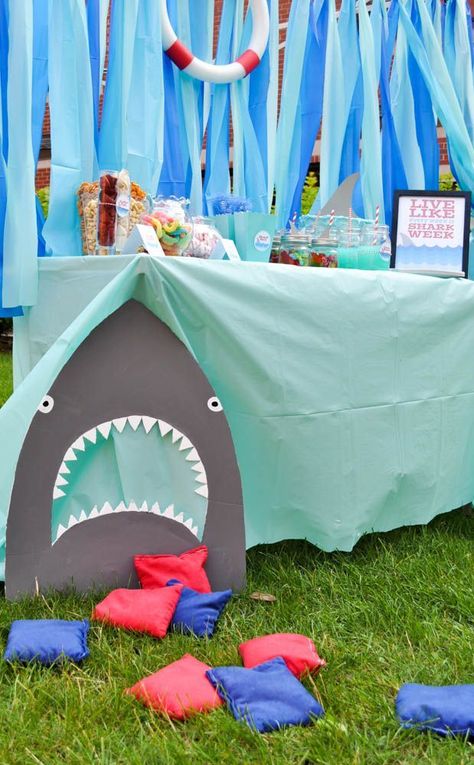 Shark Party Ideas, Ocean Themed Party, Shark Week Party, Ocean Birthday Party, Shark Themed Birthday Party, Ocean Theme Party, Gratis Printables, Ocean Birthday, Shark Birthday Party