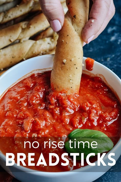 30 Minute Breadsticks, Quick Breadsticks No Yeast, No Rise Garlic Knots, Fast Rising Yeast Recipes, No Rise Garlic Bread, No Rise Breadsticks, Quick Garlic Breadsticks, No Yeast Garlic Bread, Sourdough Discard Garlic Bread Sticks