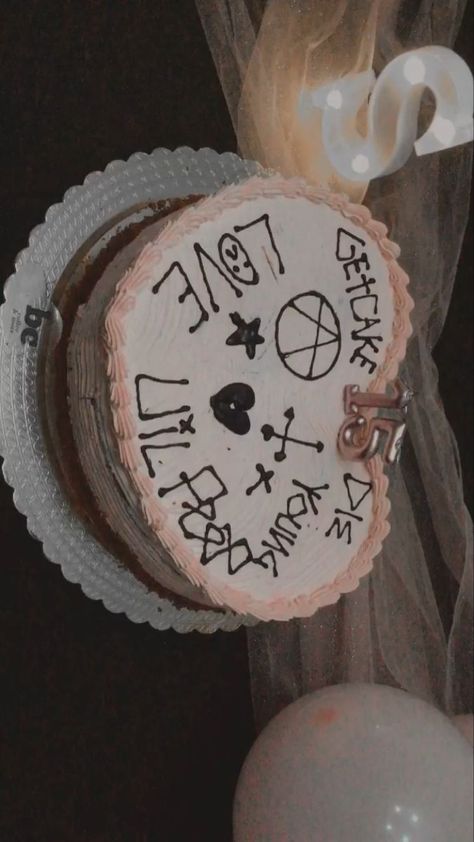 Lil Peep Birthday Cake, Peeps Cake, Lil Peep Lyrics, Lil Peep Hellboy, Little Bo Peep, Pretty Birthday Cakes, 14th Birthday, Cute Birthday Cakes, Love U