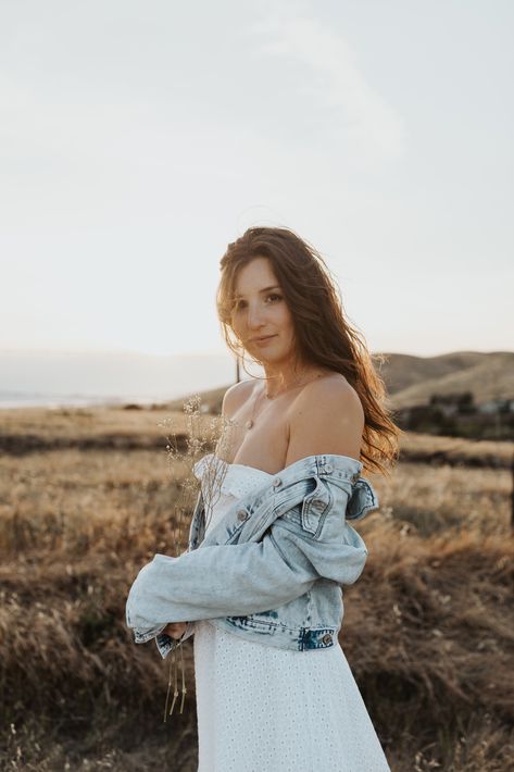 Coastal Branding, Aesthetic Self Portrait, Benicia California, Model Portraits, Golden Field, Lifestyle Branding, Breath Flowers, Friendship Photoshoot, Branding Shoot