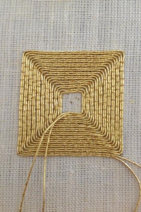 #weaving #wire #wireweaving this is actually needlework, but would be really cool in wire! Goldwork Square Gold Work Embroidery, Tambour Embroidery, Crazy Quilting, Needlepoint Stitches, Ribbon Work, Gold Embroidery, Gold Work, Embroidery Inspiration, Embroidery Tutorials