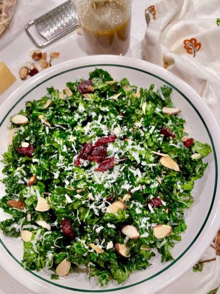 Kale and Cranberry Salad - Its Thyme 2 Cook January Food, Cranberry Walnut Salad, Fruit Jello, Cranberry Salad Recipes, Chicken Broth Recipes, Feta Salad Recipe, Italian Sausage Soup, Kale Salad Recipes, Cranberry Almond