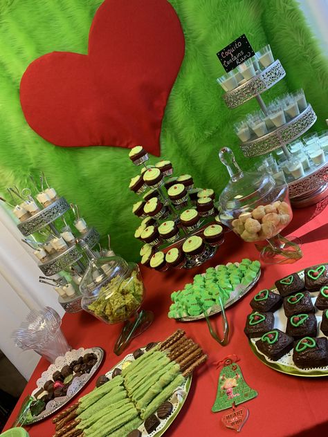 Grinch dessert table Grinch Sweets Table, Grinch Dessert Table, Grinch Christmas Party, Grinch Christmas, Dessert Table, Grinch, Christmas Party, Party Ideas, Baby Shower