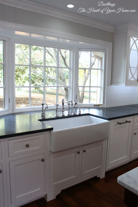 Kitchen Soapstone, Kitchen Sink Decor Ideas, Bluestar Range, Kitchen With White Cabinets, Kitchen Sink Decor, Kitchen Bay Window, Kitchen Sink Window, Best Kitchen Sinks, New Farmhouse