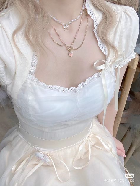 White Soft Aesthetic, Fashion Aesthetic Outfits, Chinese Fashion, Aesthetic Coquette, Soft Aesthetic, Fashion Aesthetic, Cute Dress, Fashion Girl, Aesthetic Outfits