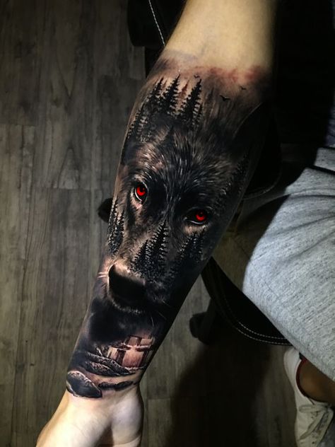 Kurt Tattoo, Wolf Tattoo Forearm, Natur Tattoo Arm, Rabe Tattoo, Viking Tattoo Sleeve, Wolf Tattoos Men, Animal Sleeve Tattoo, Nature Tattoo Sleeve, Wolf Tattoo Sleeve