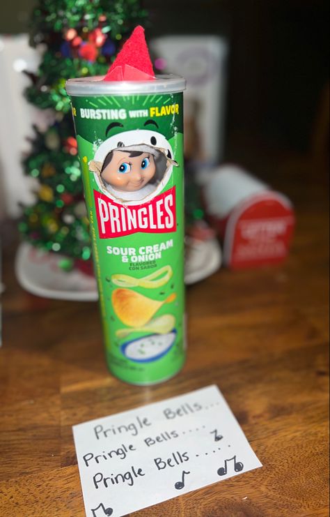 Elf Pringles Can, Pringles Can Ideas Elf, Pringle Elf On The Shelf, Elf On Shelf Pringles, Elf In Pringles Can, Pringle Bells Elf, Elf On The Shelf Power Outage, Elf Pringles, Elf On The Shelf Pringles Can