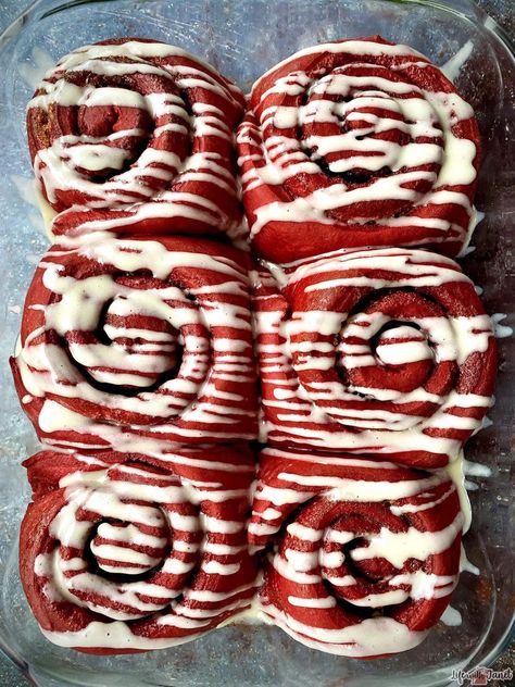 Recipe For Cinnamon Rolls, Red Velvet Cinnamon Rolls, Rolls Food, Cinnamon Rolls From Scratch, Red Velvet Cake Mix, Refreshing Food, Cinnamon Rolls Homemade, Cinnamon Rolls Recipe, Sweet Roll