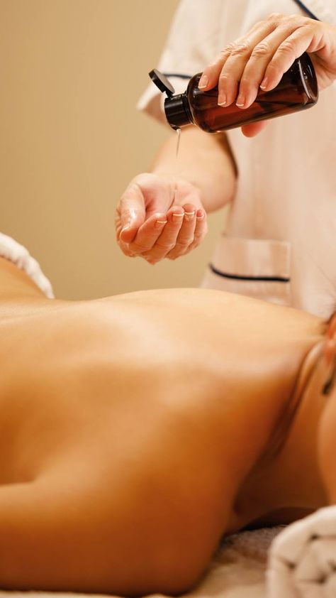 Relaxing Massage Techniques, Spa Quotes, Massage Images, Full Body Massage Techniques, Massage Pictures, Massage Therapy Business, Body Massage Techniques, Best Instagram Feeds, Massage For Men