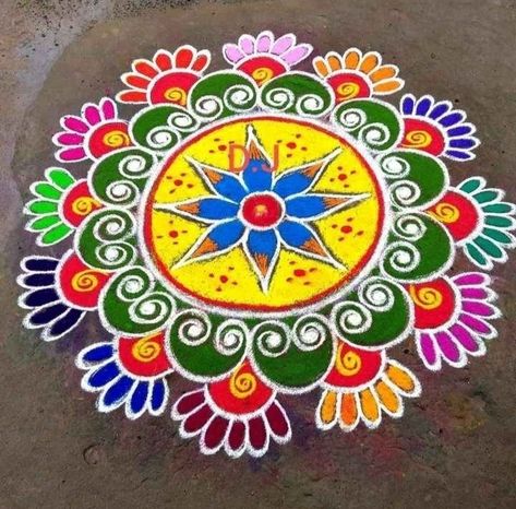 Rangoli Designs For New Year, Rangoli Designs Latest Unique, New Year Rangoli Design, Beautiful Simple Mehndi Design, Pattern Design Drawing, Easy Rangoli Designs Videos, Very Easy Rangoli Designs, Rangoli Designs Simple Diwali, Rangoli Side Designs