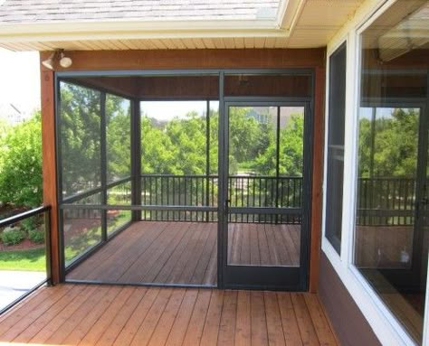 Bronze Screen Porch Walls with safety glass 3-season room addition Woodbury, MN Screen Porch Systems, Screened In Porch Diy, Porch Enclosures, Screened Porch Designs, Screened In Deck, Screen Wall, Wooden Deck, Screen House, Patio Enclosures