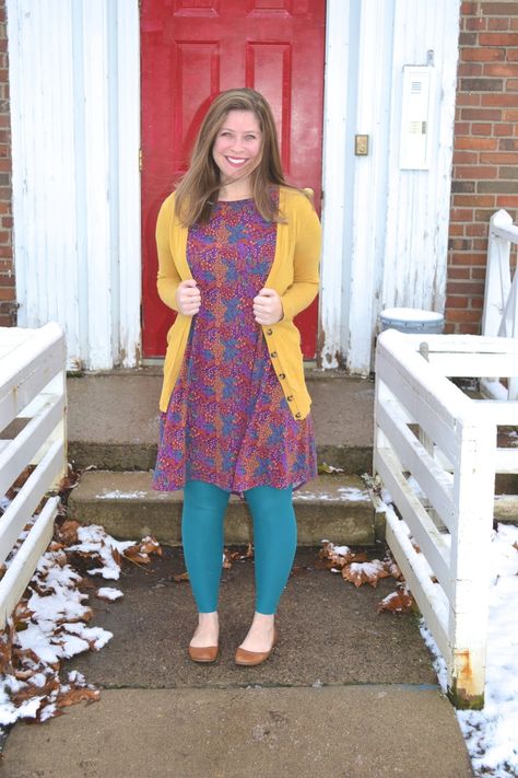 Mustard Cardigan, Women Appreciation, Chic Autumn, Lularoe Outfits, Cute Leggings, Lularoe Carly, Lula Roe Outfits, Plus Size Models, The Lifestyle