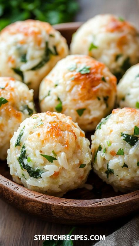 Try this easy Italian Rice Balls recipe, made with creamy Arborio rice, spinach, and melted cheese! These golden arancini are perfect as appetizers or a side dish. Save now and click through for the full recipe! Italian Rice Balls Recipe, Arborio Rice Pudding, Italian Rice Balls, Rice Balls Recipe, Best Rice Recipe, Mexican Rice Easy, Italian Rice, Rice Desserts, Best Rice