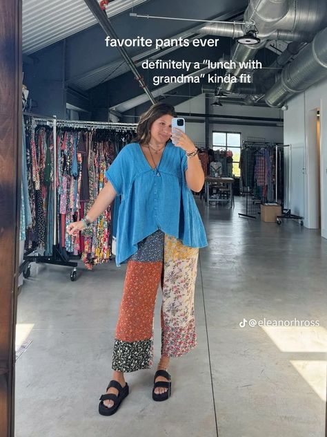 Boho Outfits Midsize, Art Mom Aesthetic Outfit, Midsize Boho Fashion, 90s Mom Aesthetic, Size 10 Women Outfits, Fall Outfits Warm Weather, Christian Outfits, Hippie Teacher Outfits, Boho Teacher Outfit