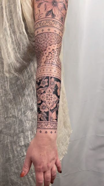 Ornate Sleeve Tattoo, Full Upper Body Tattoos For Women, Henna Style Sleeve Tattoo, Blum Ttt Tattoo Design, Bohemian Sleeve Tattoo, Bohemian Arm Tattoo, Upper Arm Ornamental Tattoo, Boho Tattoo Sleeve For Women, Inside Arm Sleeve Tattoo