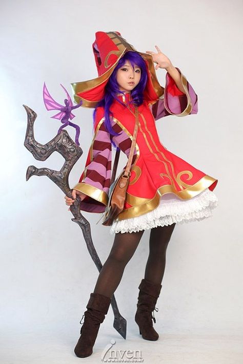 Annie Costume, Cosplay Tumblr, League Of Legends Cosplay, Cosplay League Of Legends, Easy Cosplay, Witch Cosplay, Cat Cosplay, Pokemon Cosplay, Naruto Cosplay