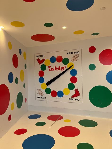 Trouble Game Decorations, Board Games Decor, Twister Game Aesthetic, Quiz Night Decorations, Twister Party Decorations, Life Game Decorations, Board Game Parade Float, Board Game Hallway Theme, Twister Game Ideas