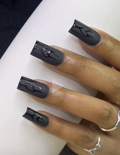 Matte Black And Gold Nails, Nail Maintenance, Nail Cam, Nail Options, Black Gel Nails, Fancy Nails Designs, Glamour Nails, Gel Nails Diy, Girly Acrylic Nails