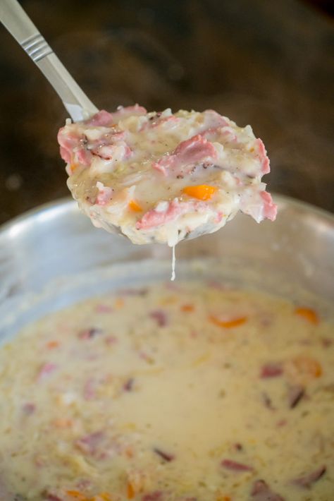 Ruben Soup, Reuben Soup Recipe, Creamy Reuben Soup, Reuben Soup, Cooking Corned Beef, Cabbage Roll Casserole, Soup Appetizers, Food Soup, Soup Dinner