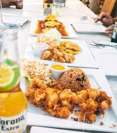 Explore Turks and Caicos Islands: If you've never had cracked conch before, you're surely missing out. Have a taste of the authentic cuisine of the Turks and Caicos Islands. You're in for a treat! | #exploretci #Caribbean 📸 @harryehrlich on Instagram Cracked Conch, Star Chef, The Turk, Island Food, Caicos Islands, Turks And Caicos, Turks And Caicos Islands, Conch, Chicken Wings