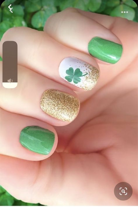 Irish Nail Designs, St Patrick Day Nails Acrylic, St Patricks Nail Designs, St Patrick Nails, Patrick Nails, Shamrock Nails, Irish Nails, Saint Patrick Nail, St Patrick's Day Nails