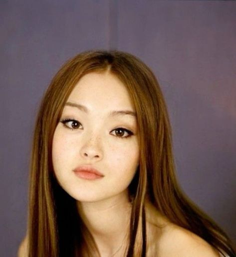 2006 Asian Makeup, Beautiful Women's Faces 90s, 90s Makeup Looks Natural, 90s Japanese Makeup, 2000s Makeup Asian, Japanese Makeup Looks Natural, 2000s Asian Makeup, Asian 90s Makeup, 90s Asian Makeup